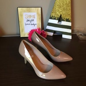 BCBGeneration Nude Heels 👠